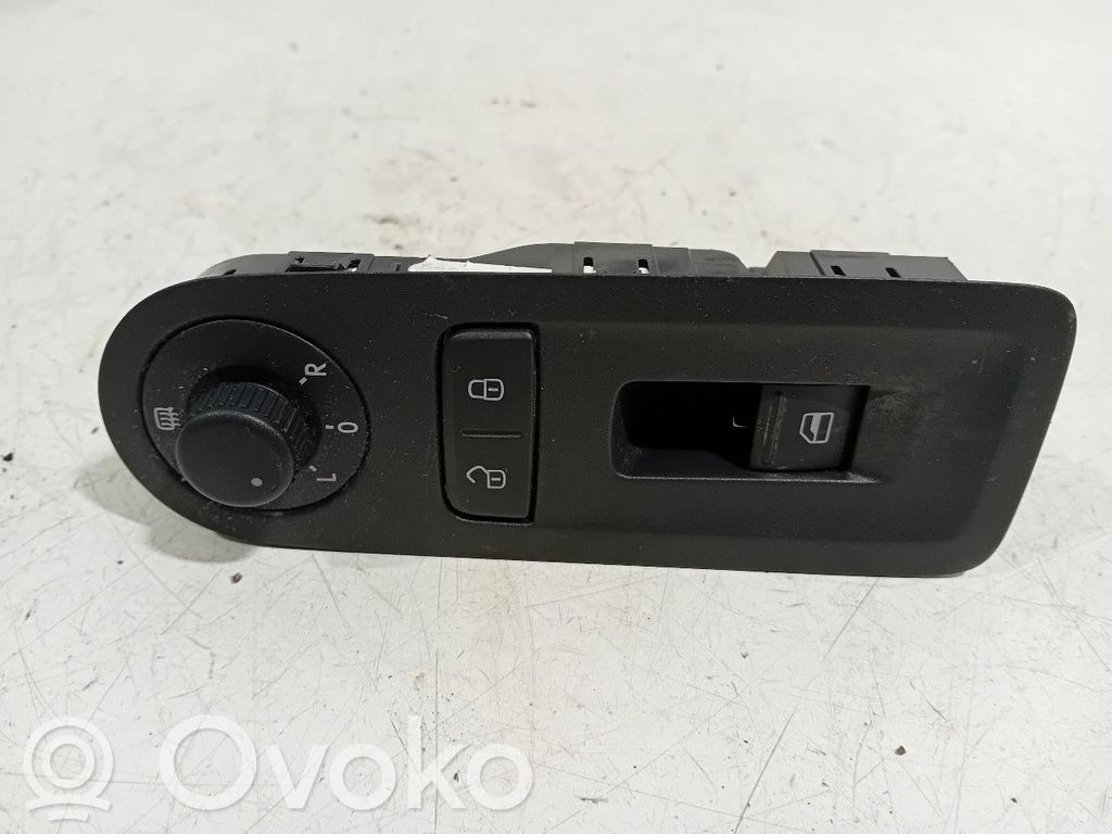 Volkswagen Up Electric window control switch 