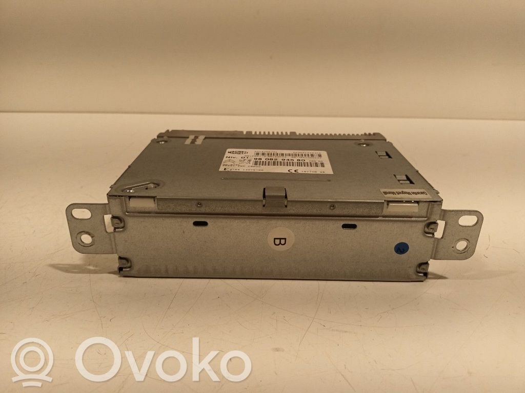 GPS navigation control unit/module   9808294580