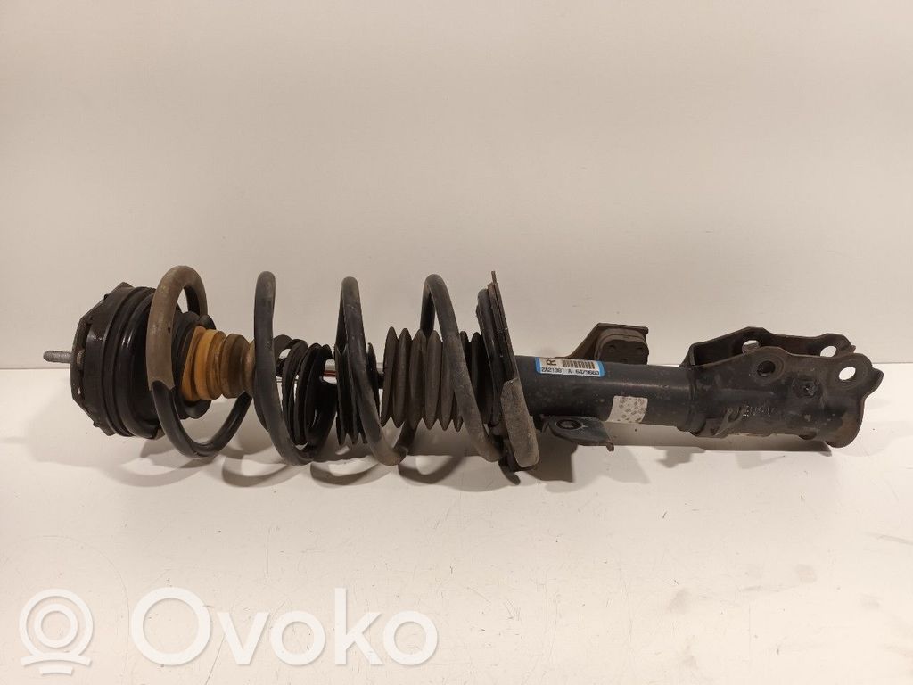 Mazda 2 Priekšpusē amortizators 