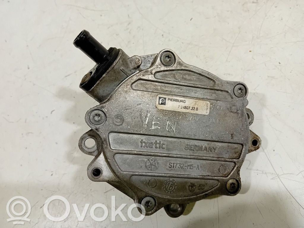 BMW 3 E90 E91 Fuel injection high pressure pump 