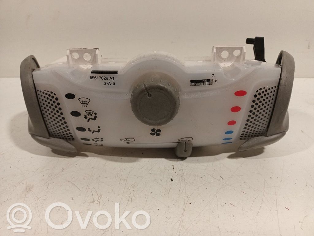 Citroen C1 Climate control unit 