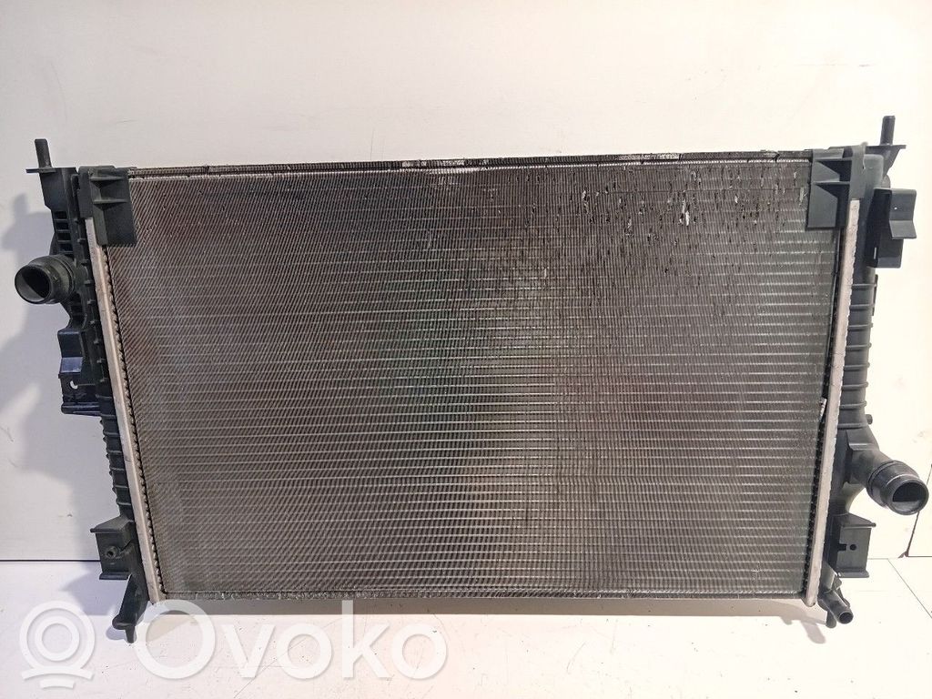 Citroen C4 II Picasso Dzesēšanas šķidruma radiators 