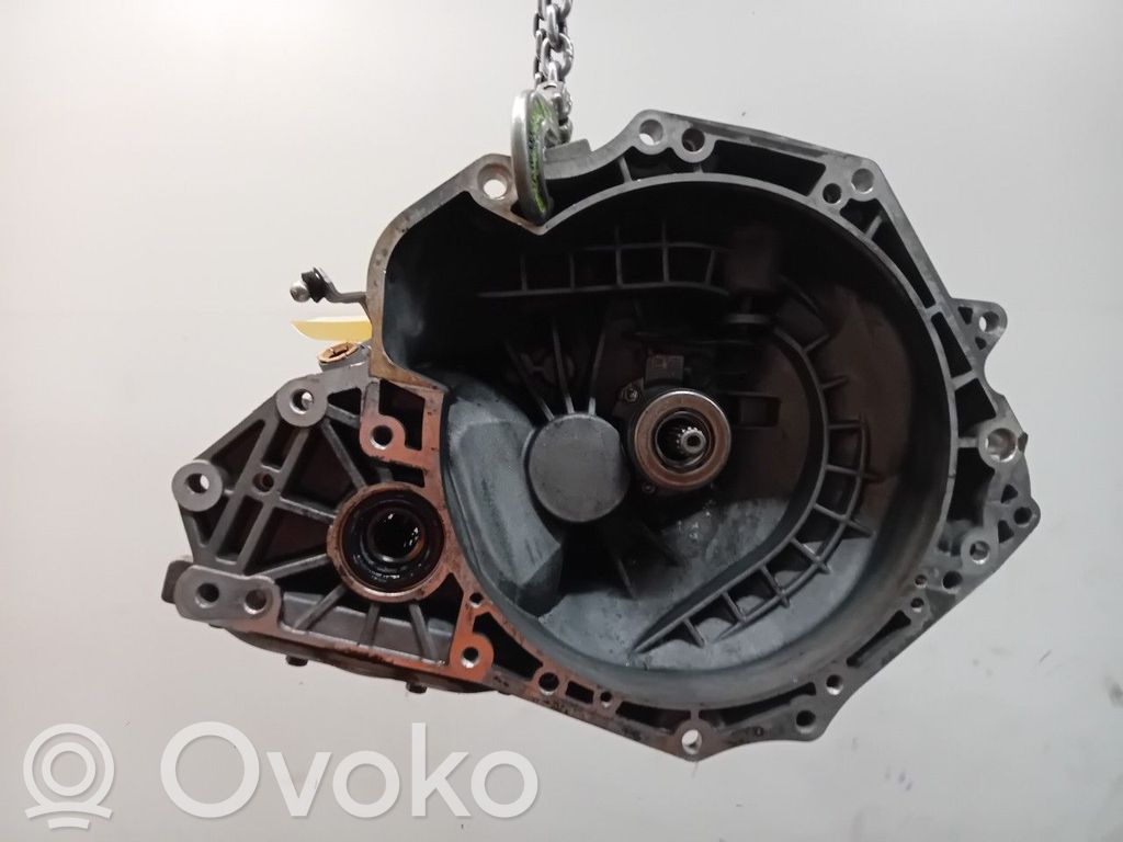 Opel Adam Manualna 5-biegowa skrzynia biegów 