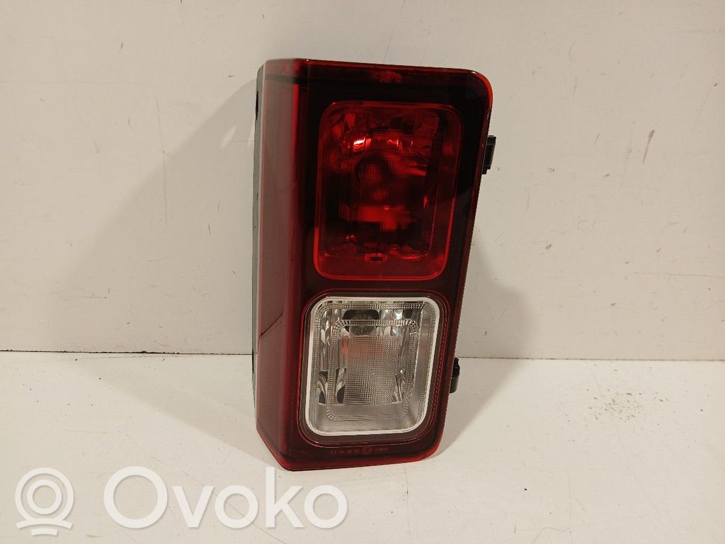 Opel Vivaro Rear bumper light 