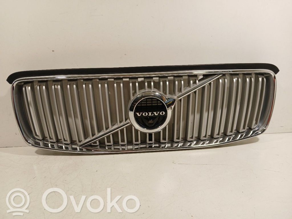 Volvo XC90 Atrapa chłodnicy / Grill 