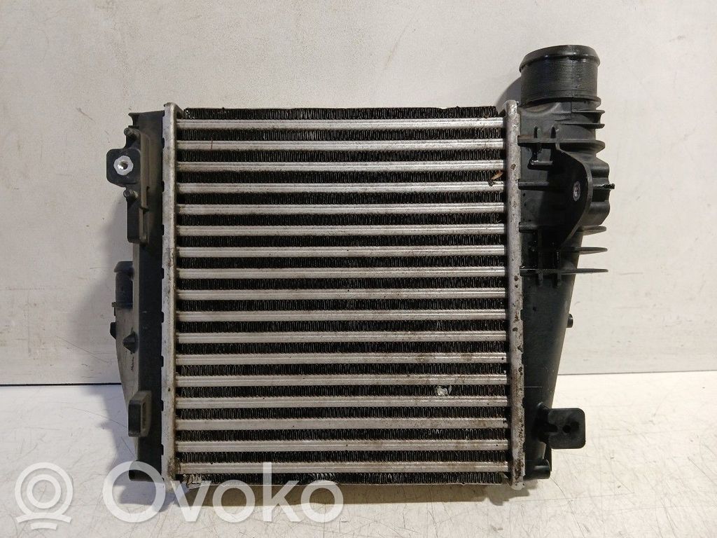 Interkūlerio radiatorius   P9675627980,MM11882H