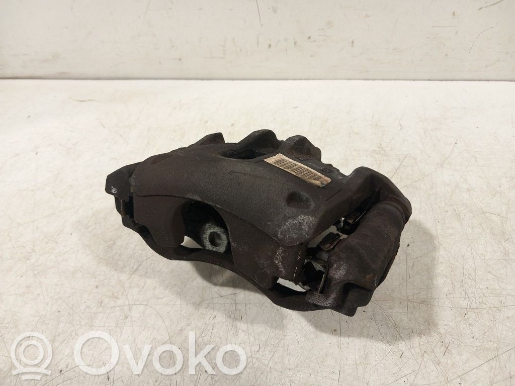 Opel Corsa F Zacisk hamulcowy przedni 