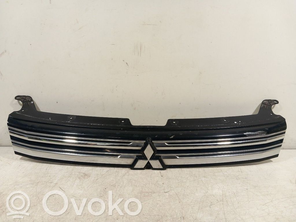 Mitsubishi Outlander Etusäleikkö 