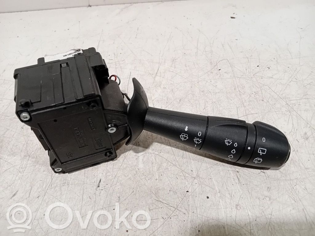 Renault Clio IV Palanca de control del limpiaparabrisas 