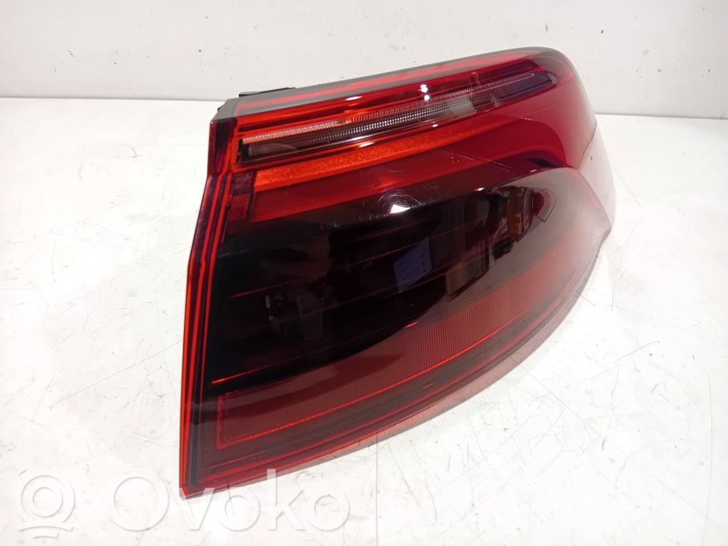 Lampa tylna   4M8945070AA