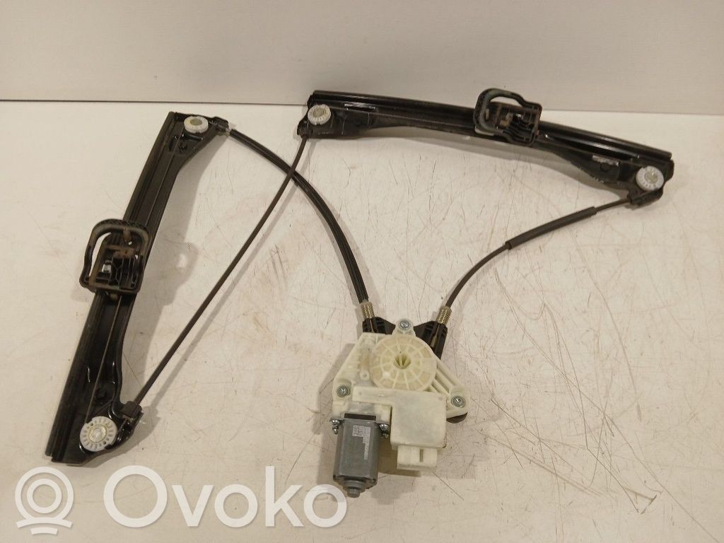 Skoda Rapid (NH) Macara ușă față cu motor 