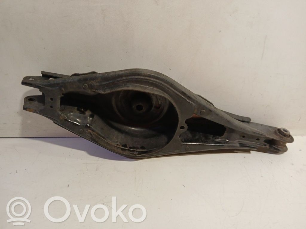 Volvo XC40 Querlenker hinten 
