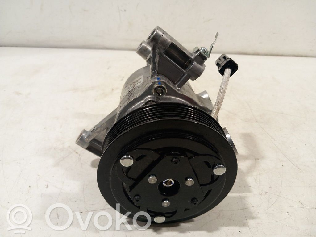Toyota Aygo AB40 Compressore aria condizionata (A/C) (pompa) 