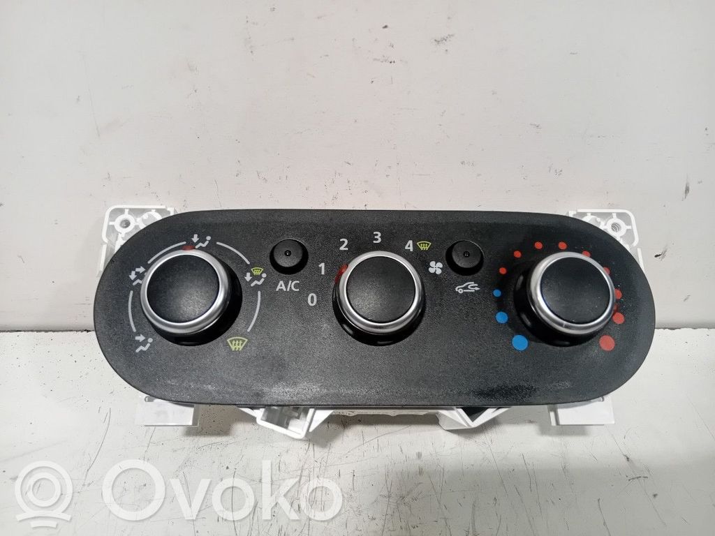 Renault Trafic III (X82) Unitate control climatizare 