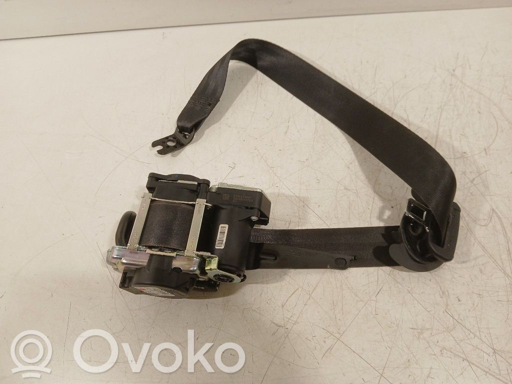 Volkswagen PASSAT B8 Ceinture de sécurité avant 