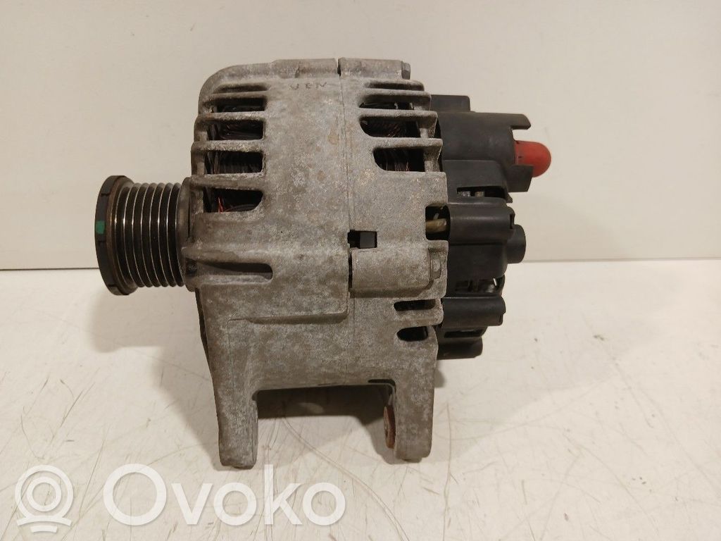 Opel Vivaro Alternator 