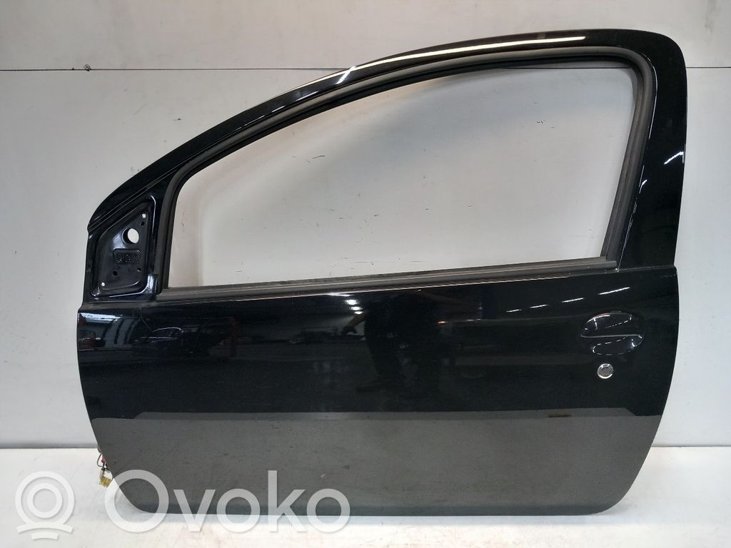 Toyota Aygo AB10 Porte avant 