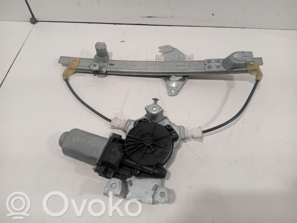 Nissan Qashqai Takaoven ikkunan nostin moottorilla