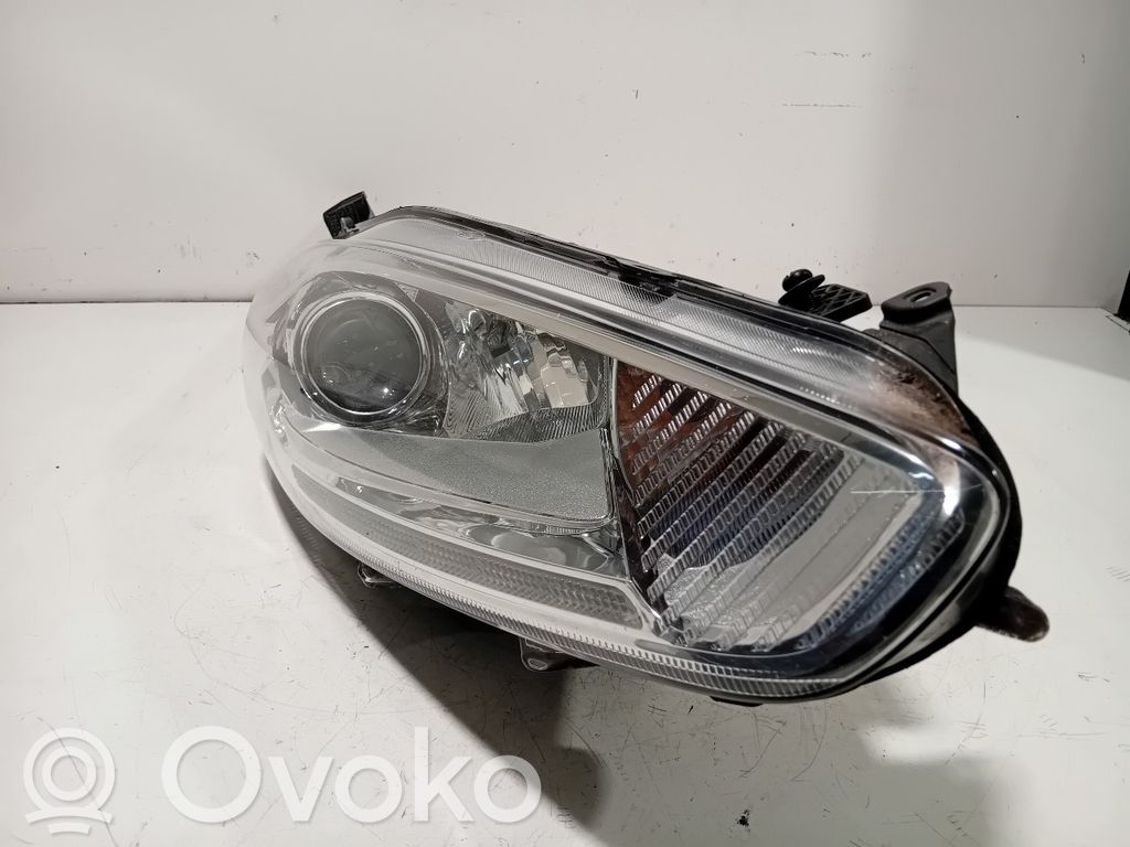 Ford Fiesta Headlight/headlamp 
