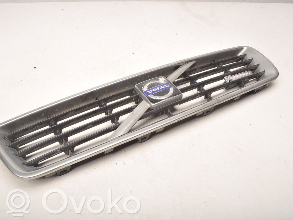 Volvo C30 Etusäleikkö 