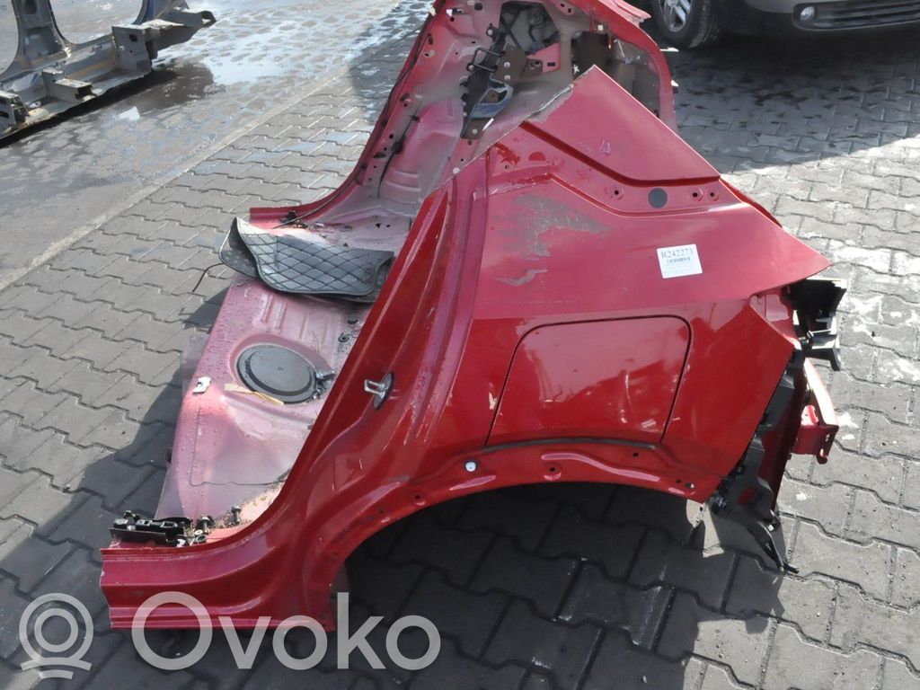 Panel lateral trasero