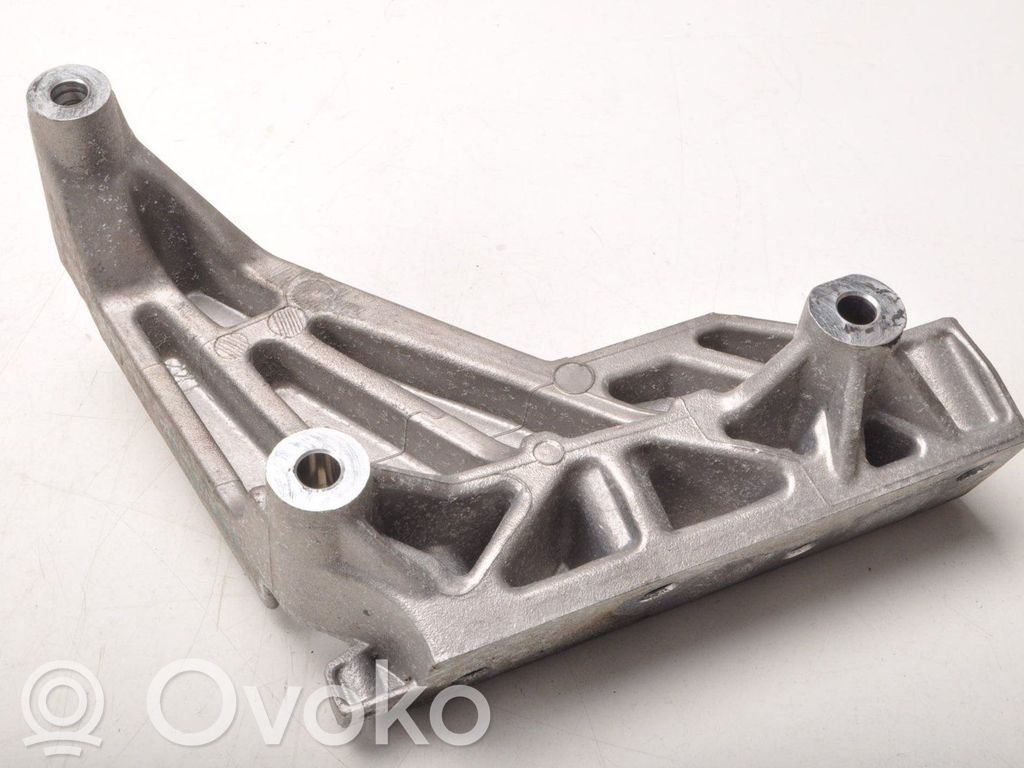 MG ZS Engine mounting bracket 
