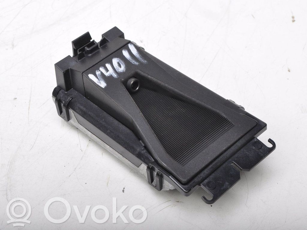 Volvo V40 Front bumper camera 
