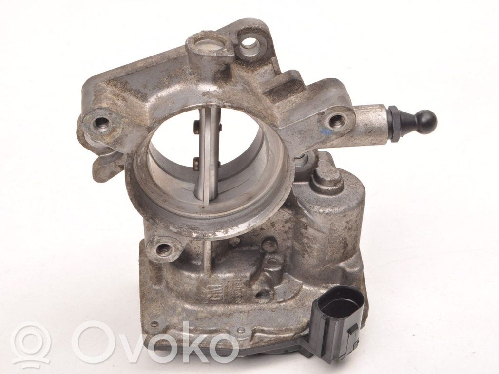 Opel Astra J Elektrische Drosselklappe 