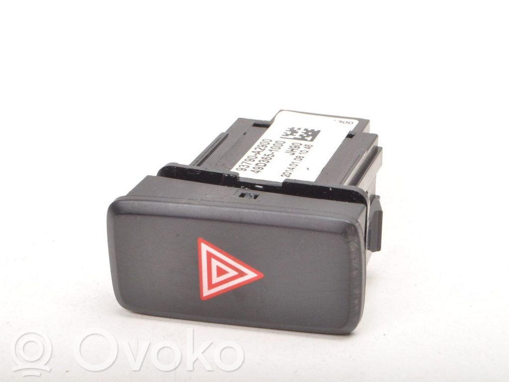 Botón interruptor de luz de peligro   93790A2900