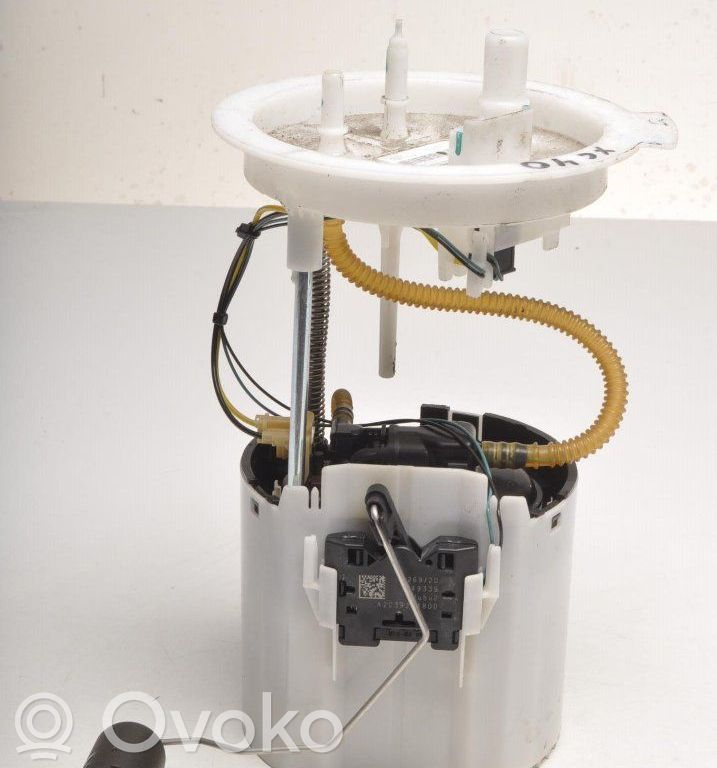 Volvo XC40 Pompa carburante immersa 