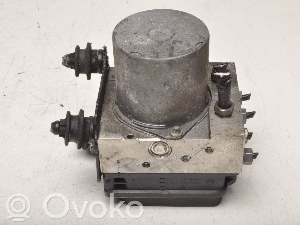 Audi A4 S4 B8 8K ABS-pumppu 