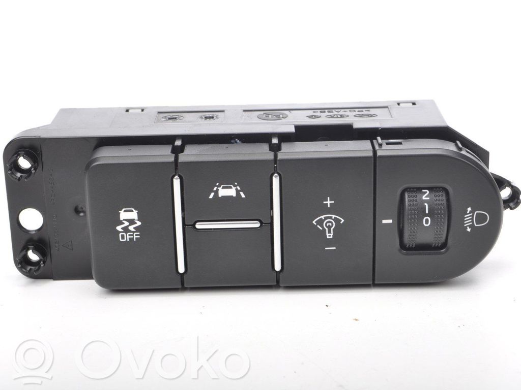 KIA Ceed Central console control unit 