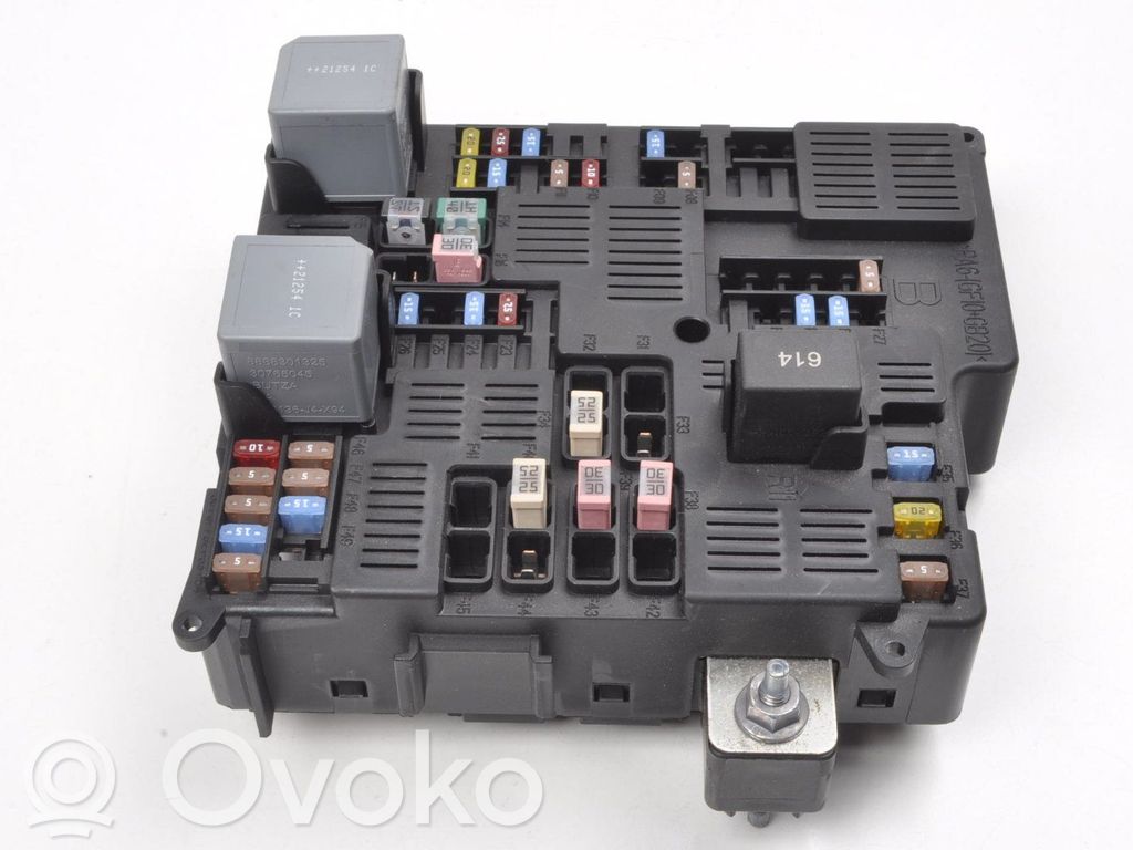 Volvo XC60 Juego de caja de fusibles 