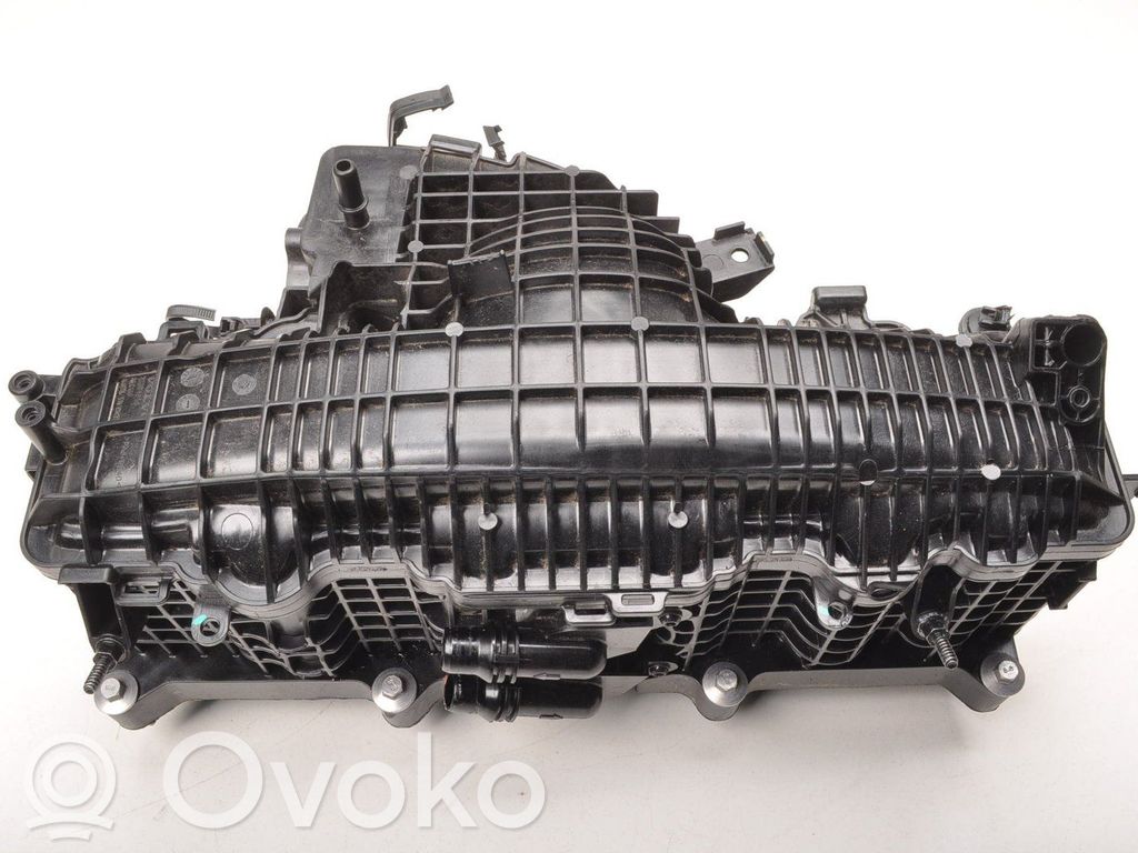 Volvo XC40 Colector de admisión 