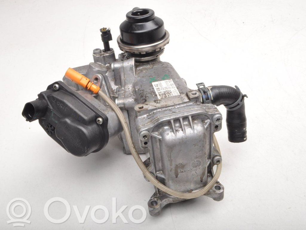 Audi A8 S8 D4 4H EGR aušintuvas 