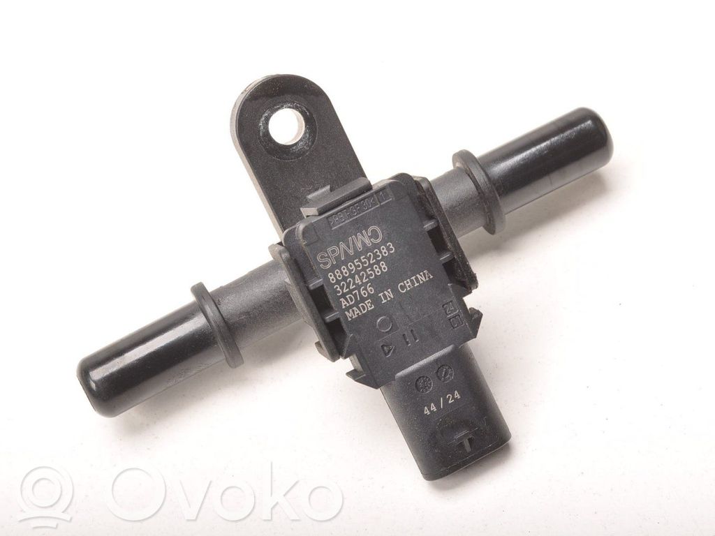 Volvo XC40 Regulador de presión del combustible 