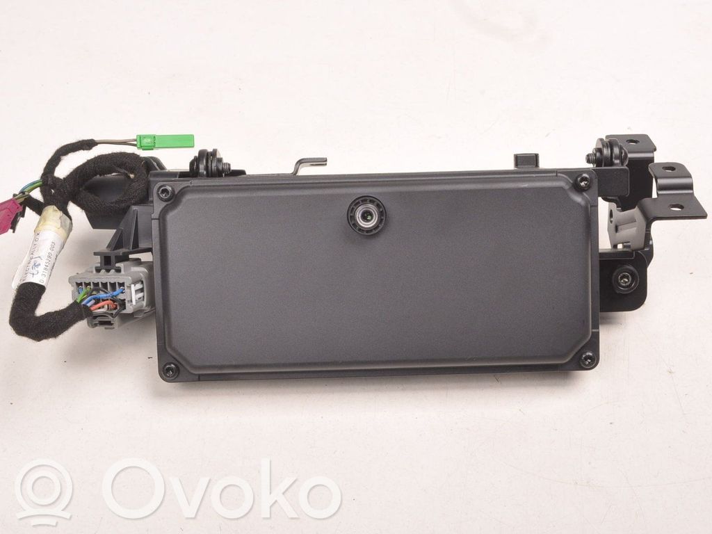 Volvo S90, V90 Front bumper camera 