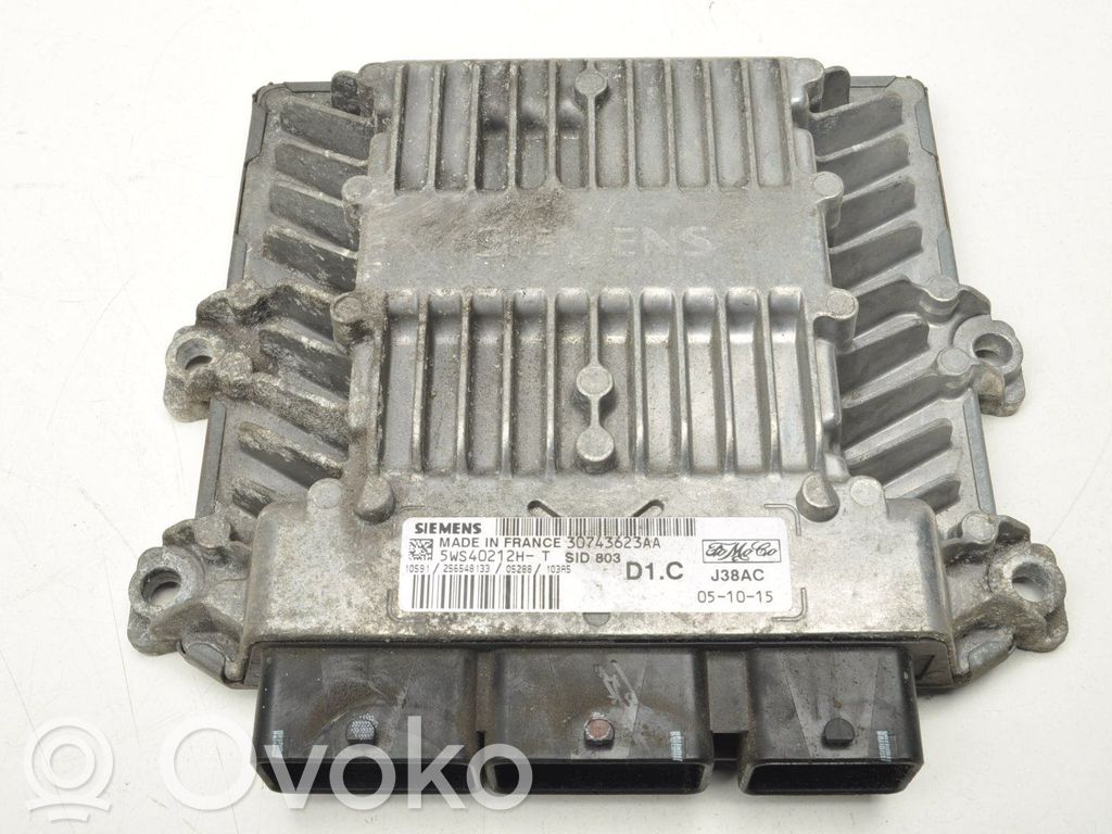 Volvo S40 Engine control unit/module ECU 