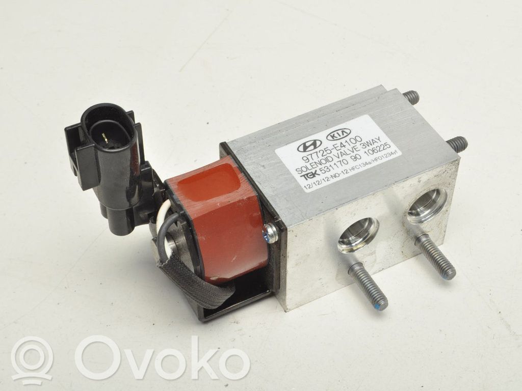 Hyundai Ioniq Air conditioning (A/C) expansion valve 