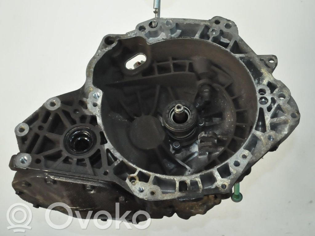 Opel Astra J 6 Gang Schaltgetriebe 