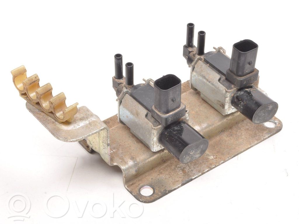 Volvo V50 Válvula de vacío (Usadas) 