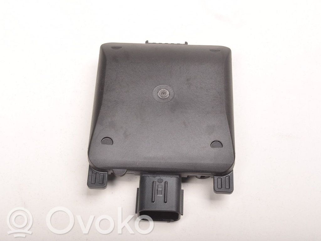 Volvo XC40 Mascherina/borchia per il sensore del rilevatore Distronic ACC 
