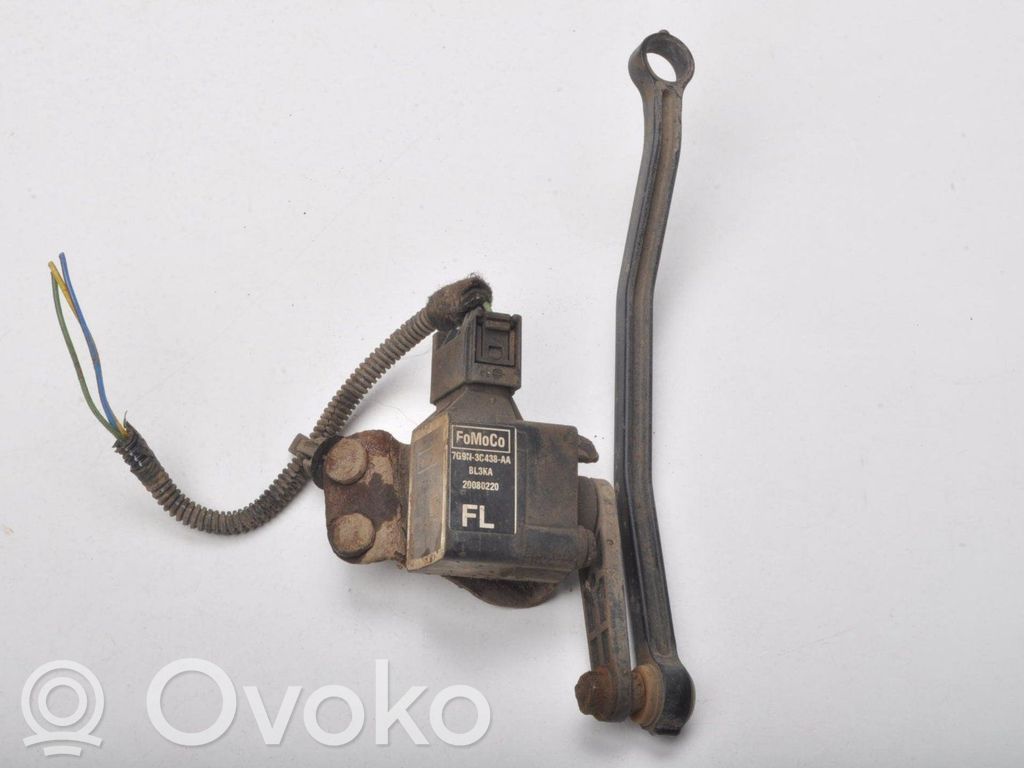 Volvo XC70 Headlight/headlamp level sensor 