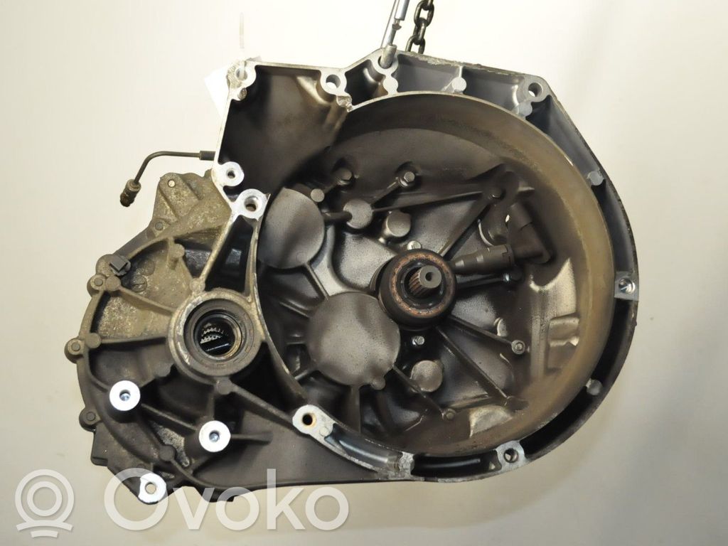 Volvo C30 Manualna 6-biegowa skrzynia biegów 