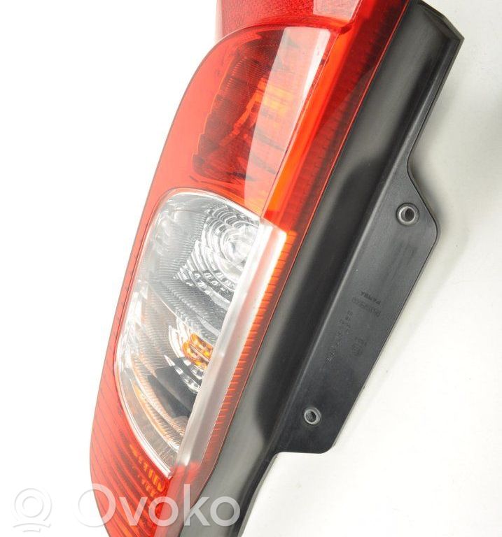 Fiat Qubo Luz trasera/de freno 