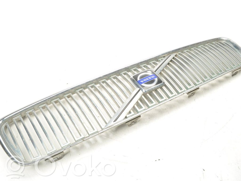 Volvo V50 Etusäleikkö 