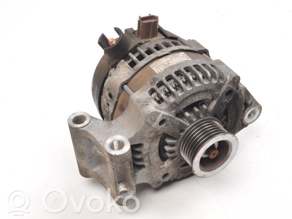 Volvo C30 Ģenerators 