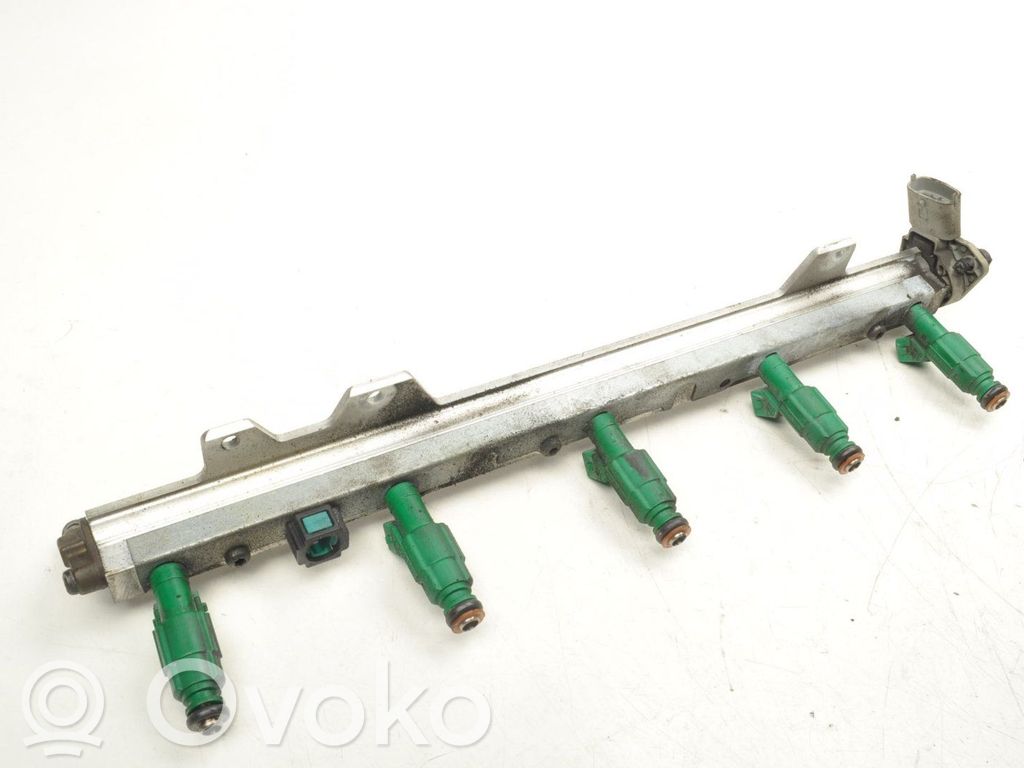 Volvo V70 Tubo principal de alimentación del combustible 