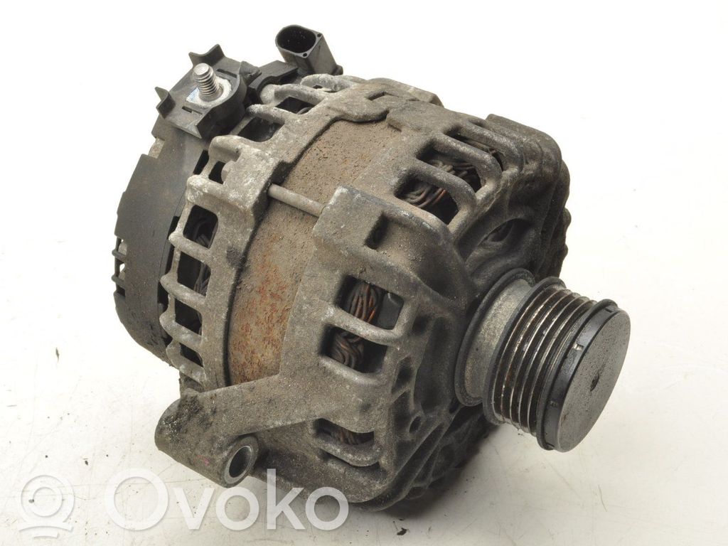 Volvo S60 Ģenerators 