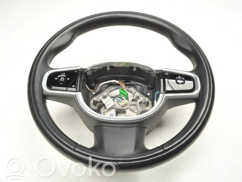 Ohjauspyörä   31407817